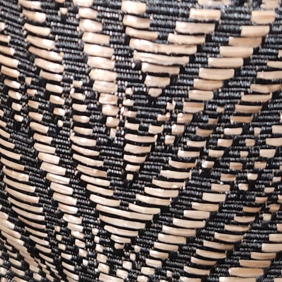 NWOT JustFab Large Tote Bag Black/Tan - Picture 8 of 8